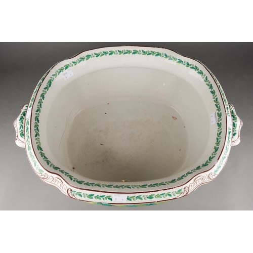 220 - Copeland foot bath decorated with 
pattern number D.331, c. 1855. Flaking 
enamels.  
See note of id... 