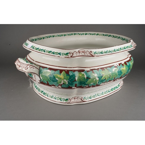 220 - Copeland foot bath decorated with 
pattern number D.331, c. 1855. Flaking 
enamels.  
See note of id... 