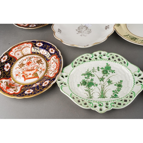 223 - A collection of 19th Century plates to include: 
Early Spode hot water plate printed with Willow pat... 