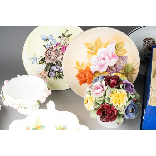 234 - A 1937 Edward VIII Coronation commemorative cup and saucer in original box together with assorted mo... 
