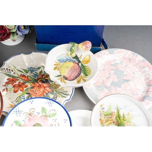234 - A 1937 Edward VIII Coronation commemorative cup and saucer in original box together with assorted mo... 