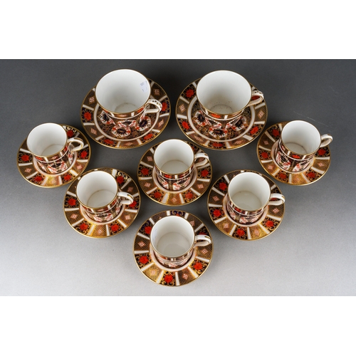 15 - Royal Crown Derby Old Imari 1128 to include six coffee cans and saucers and pair of tea cups and sau... 