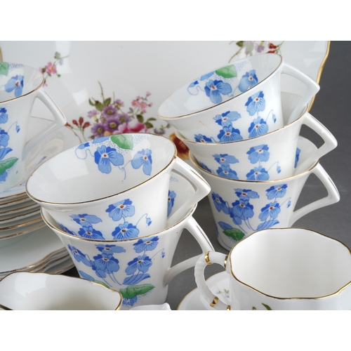 52 - Assorted ceramics to include Royal Crown Derby 