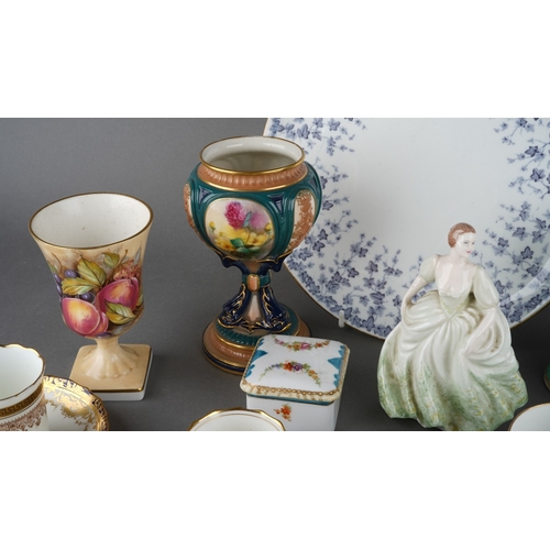 58 - A 19th late Cntury Hadley`s Worcester raised vase/pot, lobed with panels painted yellow and pink ros... 