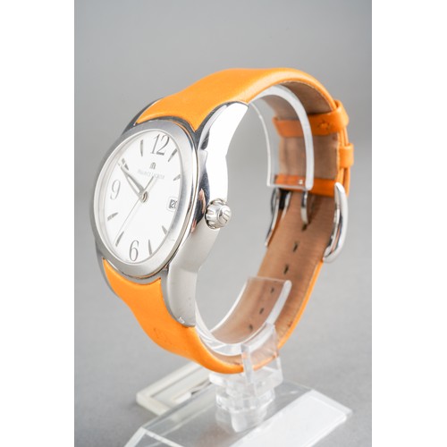 38 - MAURICE LACROIX Sphere SH1018 Manual Wind Gent's Wristwatch, white dial with silver batons, the reve... 