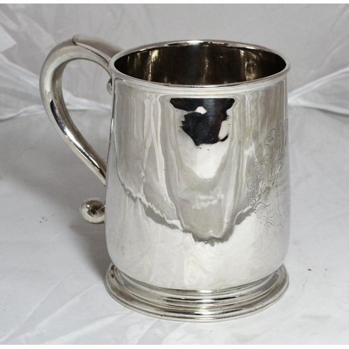 325 - A George I silver mug - London 1725 by Thomas Mason - 15.8 ozt - 5