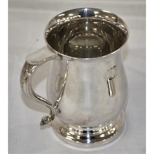 370 - A set of 6 silver pint tankards - London 1973 by A Chick & Co Ltd - Approximately 11 ozt each