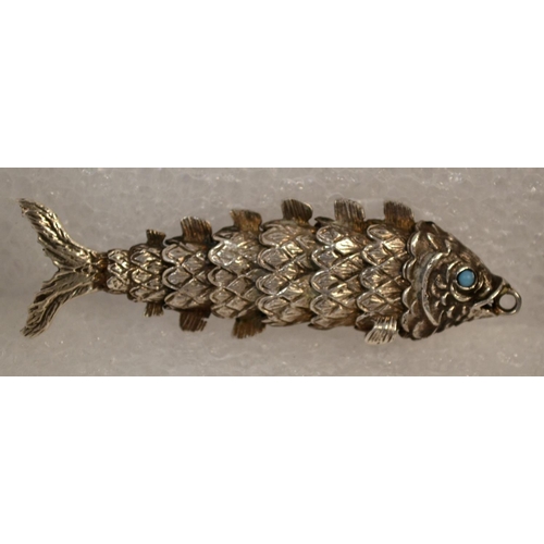 347 - A large silver articulated fish pendant - London 1976 by Clifford & Tull - approx 2.75