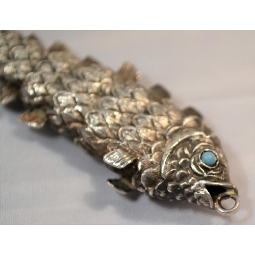 347 - A large silver articulated fish pendant - London 1976 by Clifford & Tull - approx 2.75