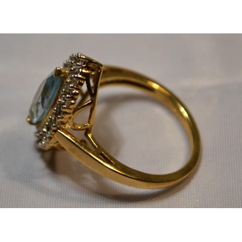 362 - A 9ct gold cocktail ring - approx size O