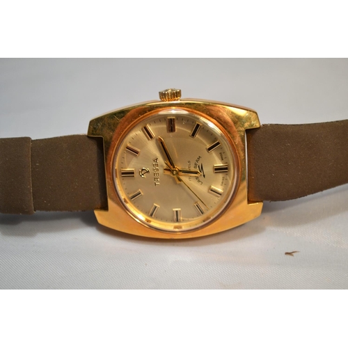 395 - A vintage laser beam watch by Tressa