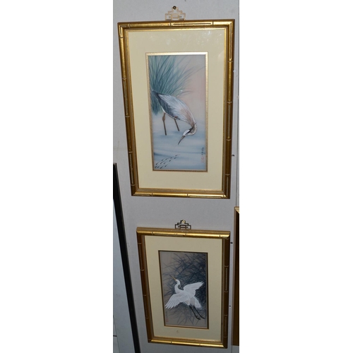 531 - A pair of Chinese goache paintings of cranes - signed verso Hung Chin Lee? - both 19.5