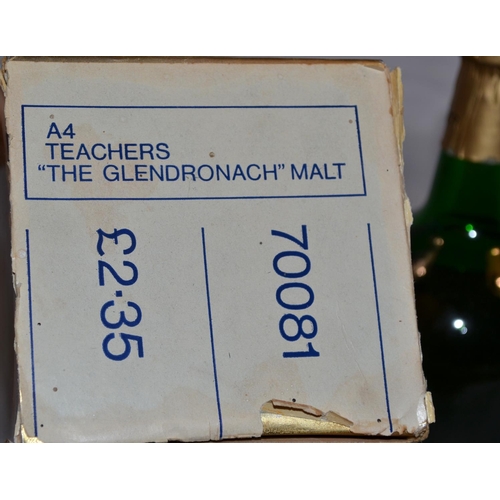 448 - A vintage unopened bottle of Glendronach Scotch single malt whisky in original box - 750ml