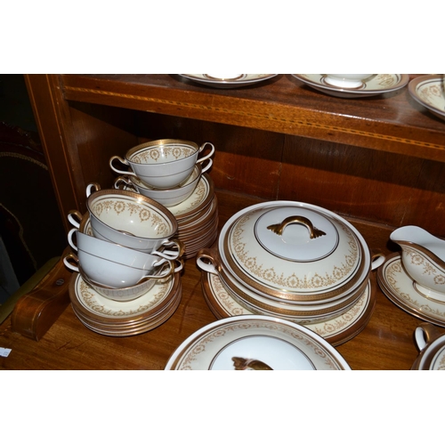 200 - An extensive Aynsley Gold Dowery pattern dinner service