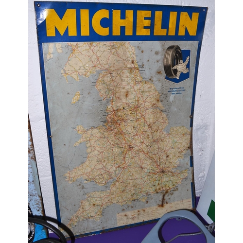 165 - A vintage Michelin tin sign map of England - 34