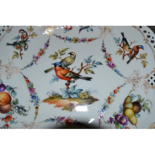 196 - A pair of German (probably Berlin) hand painted cabinet plates painted with birds c.1900