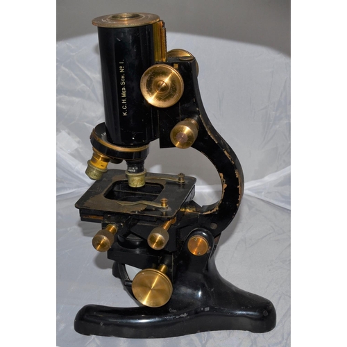 223 - An antique microscope with Beck lenses