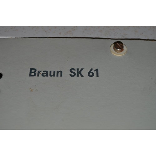 225 - A rare Braun SK61 record player c.1962