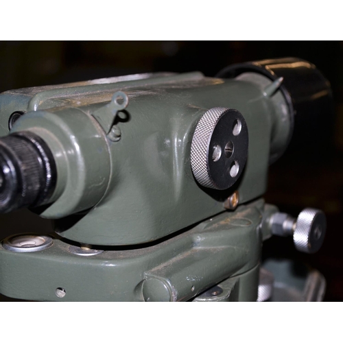 227 - Vintage green painted surveyors theodolite