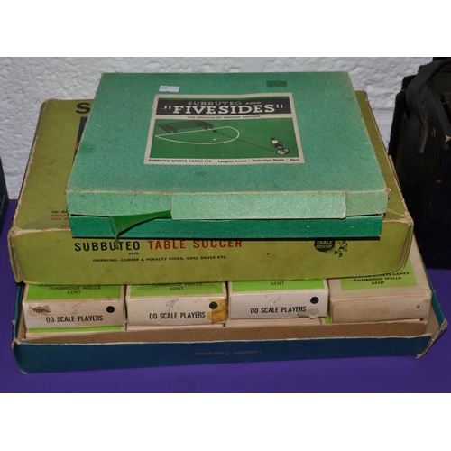 262 - A quantity of vintage Subbuteo items