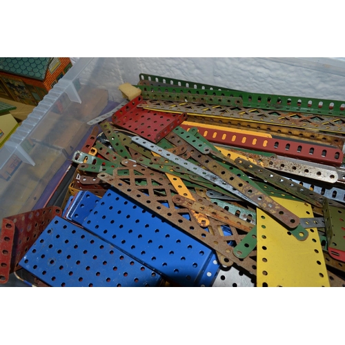 269 - A large quantity of Meccano