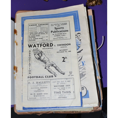 177 - An extensive collection of football programmes c.1950-80 - 100s