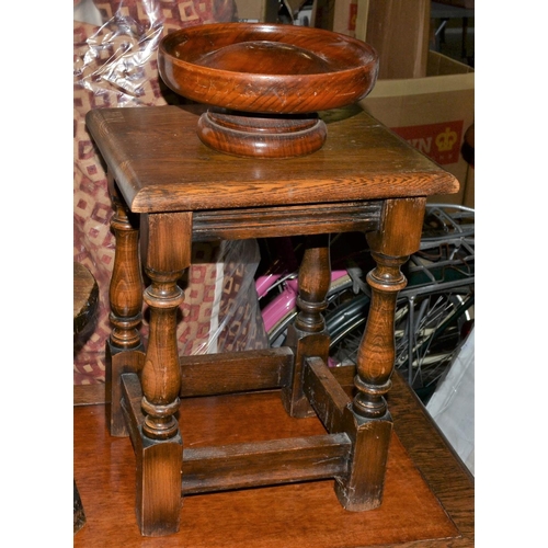 75 - Wooden stool and a wooden fruit bowl