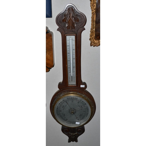 282 - An early 20th century banjo wall barometer