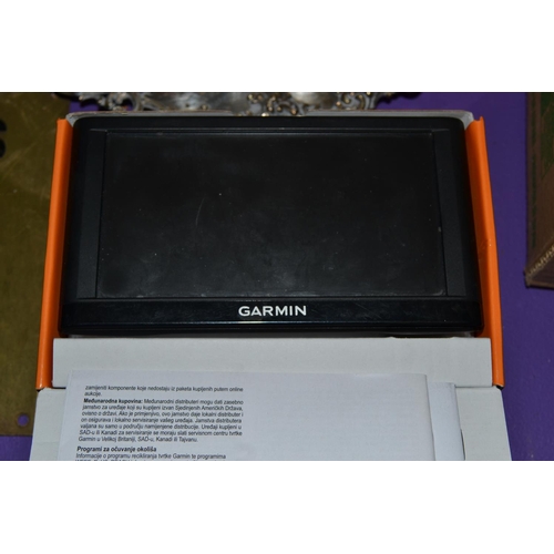 337 - Garmin Sat-Nav in box