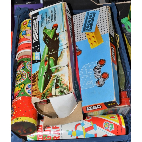 473 - A box of vintage toys and games