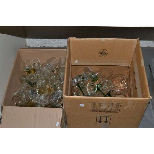 475 - 2 boxes of vintage glassware