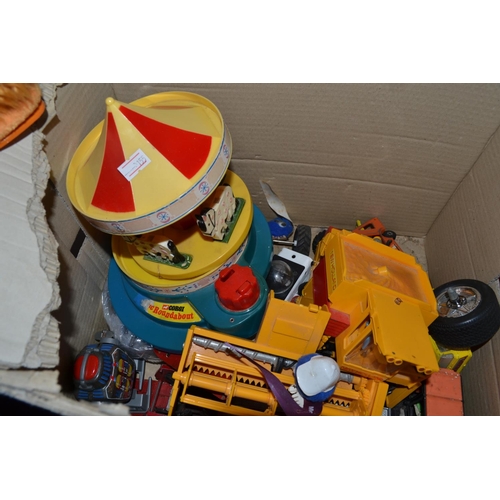 513 - Box of vintage toys and games