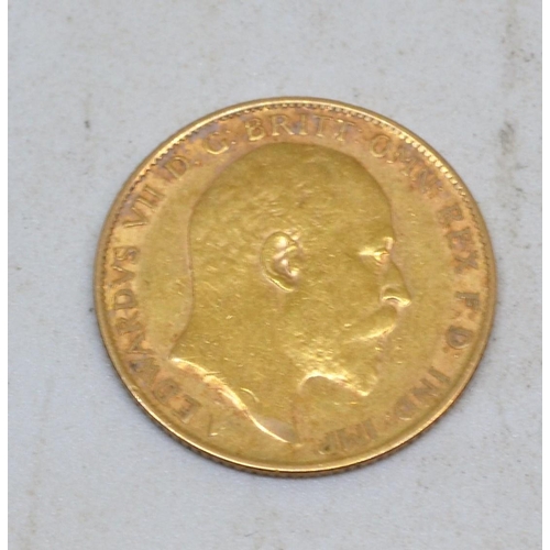 575 - 1908 22ct gold Half Sovereign