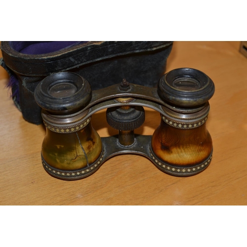 694 - Vintage opera glasses