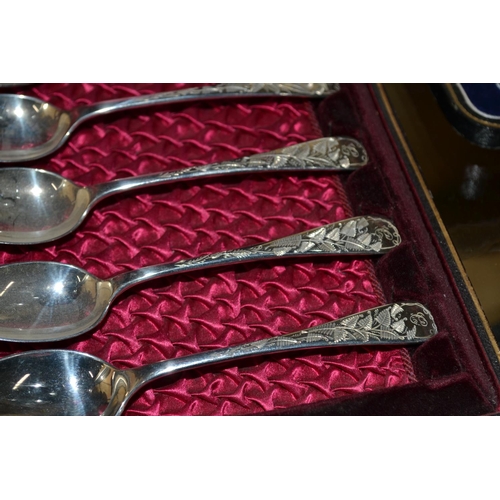 707 - A boxed set of 12 silver tea spoons and tongs - Sheffield 1891 by Joseph Rogers