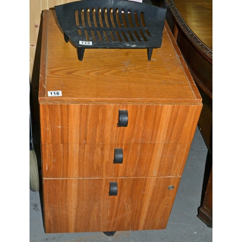 116 - 3 drawer filing cabinet