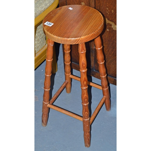 120 - Pine stool