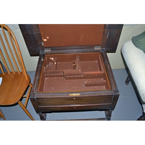 20 - Vintage Oak table in the 17th century style used as cutlery box