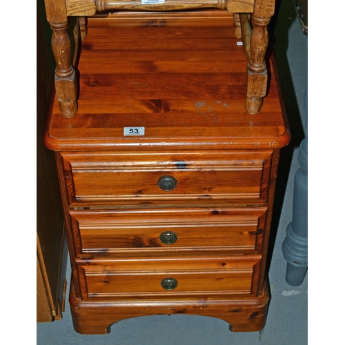 53 - 3 drawer bedside cabinet