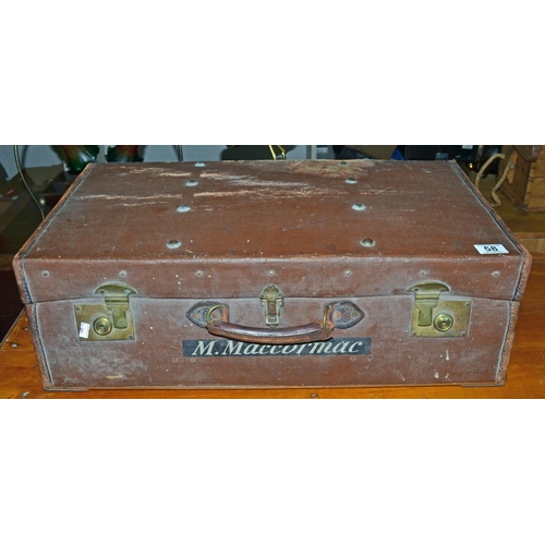 58 - Vintage suitcase