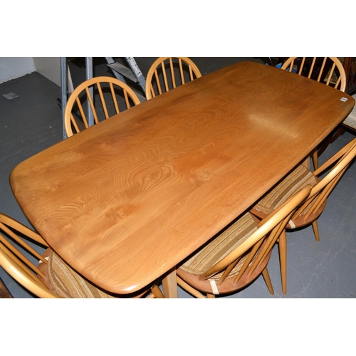 39 - A 1960's Ercol dining table in excellent condition