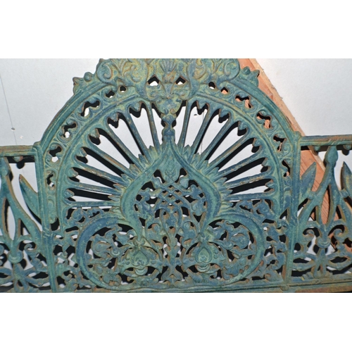 139 - A cast iron 2 seater garden bench in the Coalbrookdale 