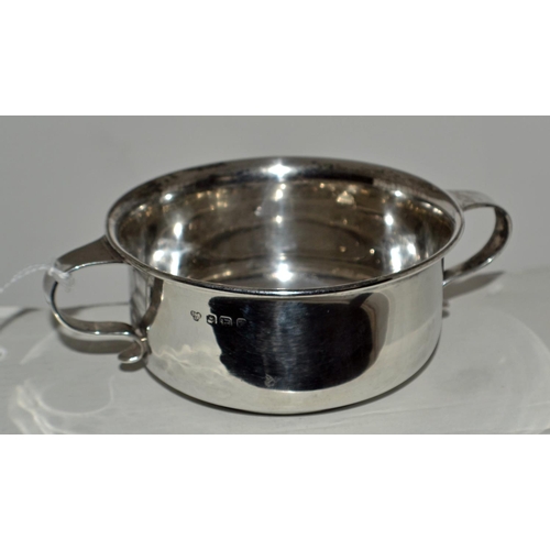 649 - A silver 2 handled quaich or wine taster - Birmingham 1924 by Selfridges