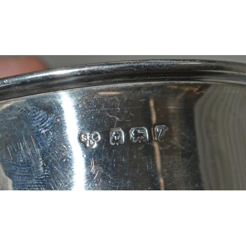 649 - A silver 2 handled quaich or wine taster - Birmingham 1924 by Selfridges