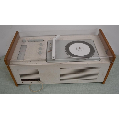 125a - A vintage Braun SK61 record player designed by Dieter Rams