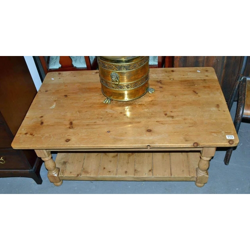 113 - Pine coffee table