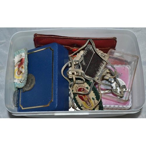 546 - Box of assorted medals etc