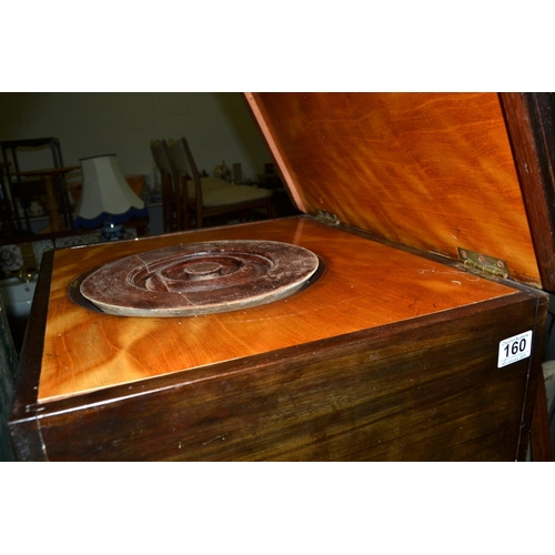 160 - Mahogany commode