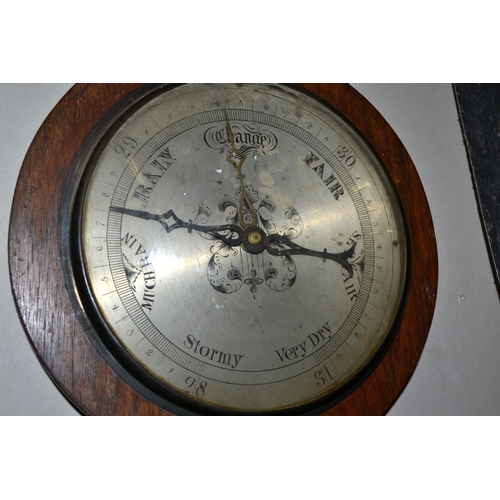 260 - An antique mercury wheel barometer by Heater of Wantage