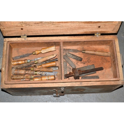 460 - Wooden toolbox and contents